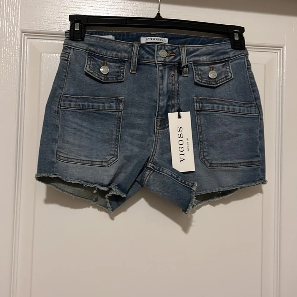 NWT Vigoss Womens Decorative Pockets Fringe Denim Shorts